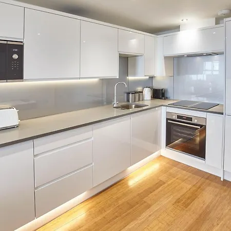 Host & - Sandcastles Apartment
