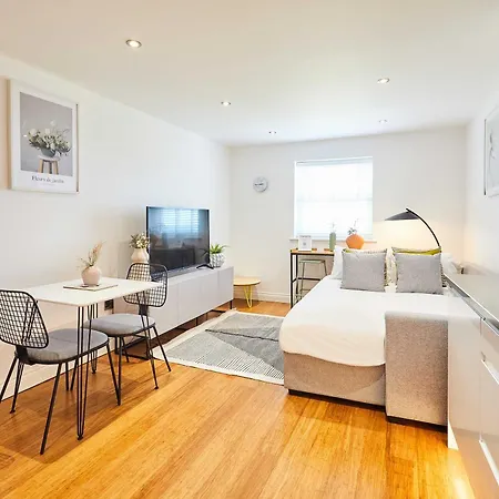 Host & - Sandcastles Apartman Whitby